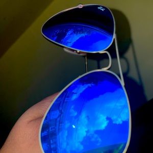 Ray-ban aviators 💙 Blue lenses 🧿